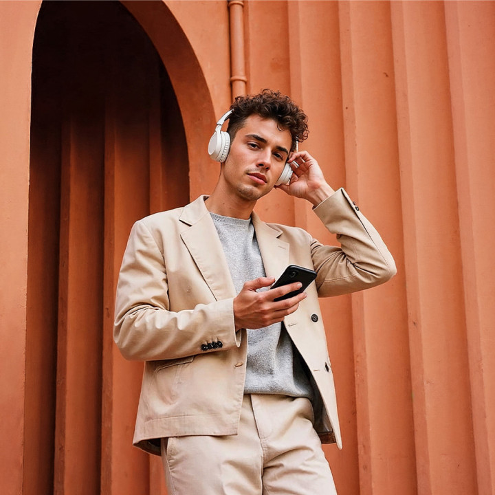 How To Make A Small Wardrobe Feel Surprisingly Versatile